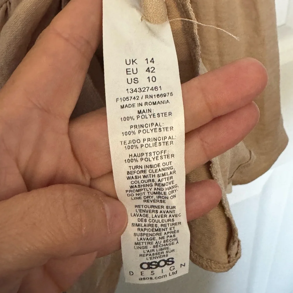 50 ASOS Tan Button-Front Sleeveless Romper - Picture 5 of 7